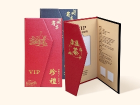 三折磁吸卡册